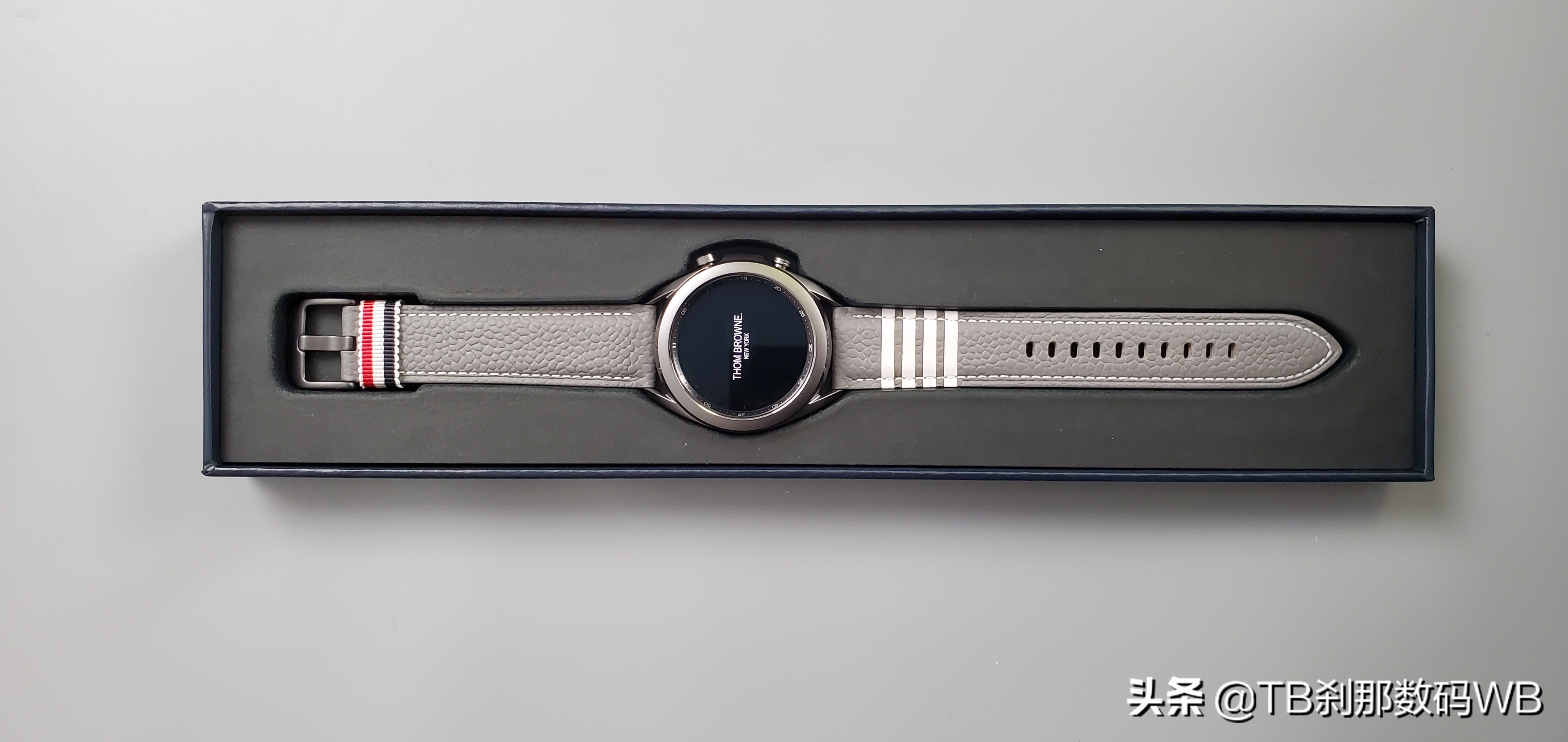 zfold2tb限量版,买不到的限量款