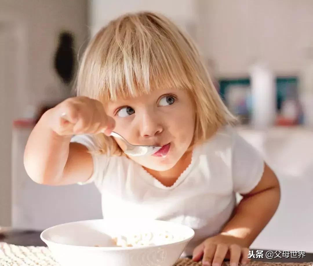 孩子被鱼刺卡喉了妈妈一定要知道,小孩鱼刺卡喉怎么急救