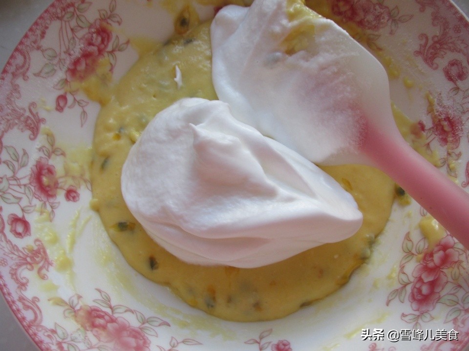 不加蛋糕粉做蛋糕的方法,最简单的做蛋糕方法无泡打粉