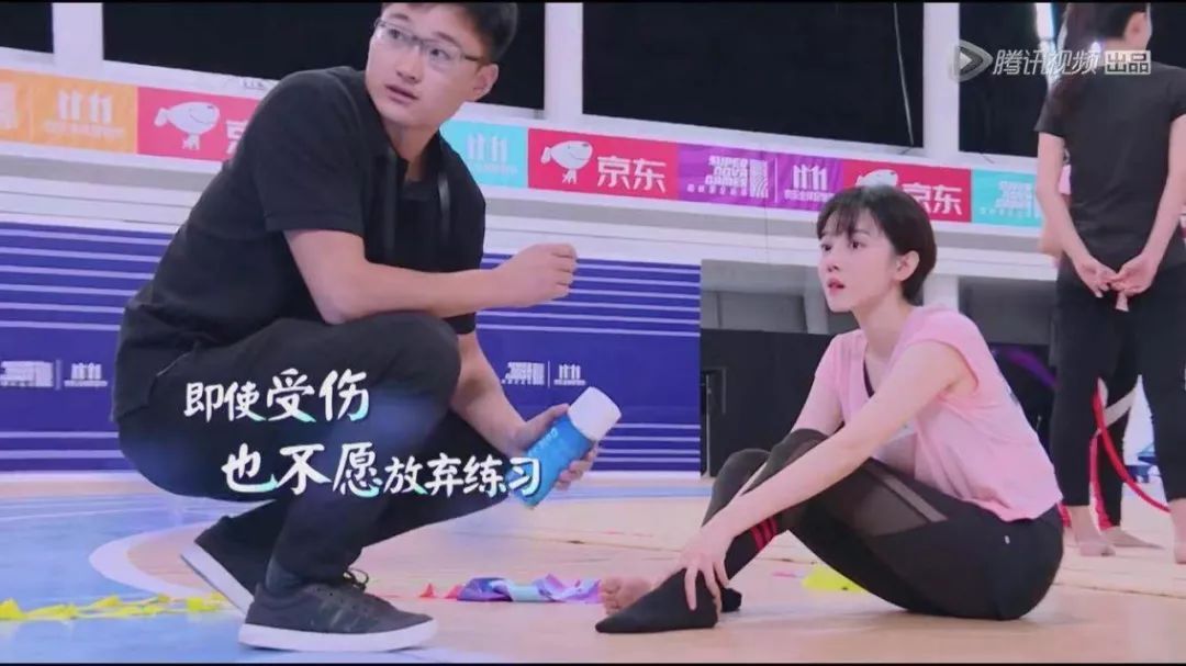 这场艺人跨界运动会,竟然让射箭馆的客流涨了三倍!