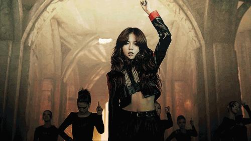 秀智泫雅郑秀晶,裴秀智泫雅