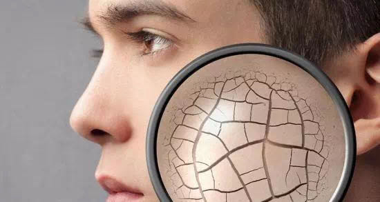 为什么天天涂水乳脸还是特别干,为什么天天擦护肤品脸还是很干