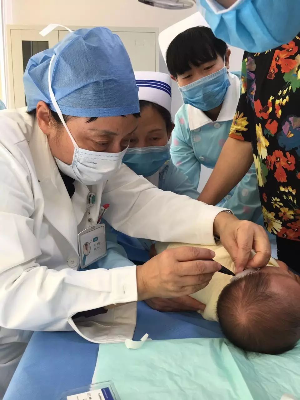 挂号500元/位！声称是武汉最好的医院，网友：武汉有钱人真多