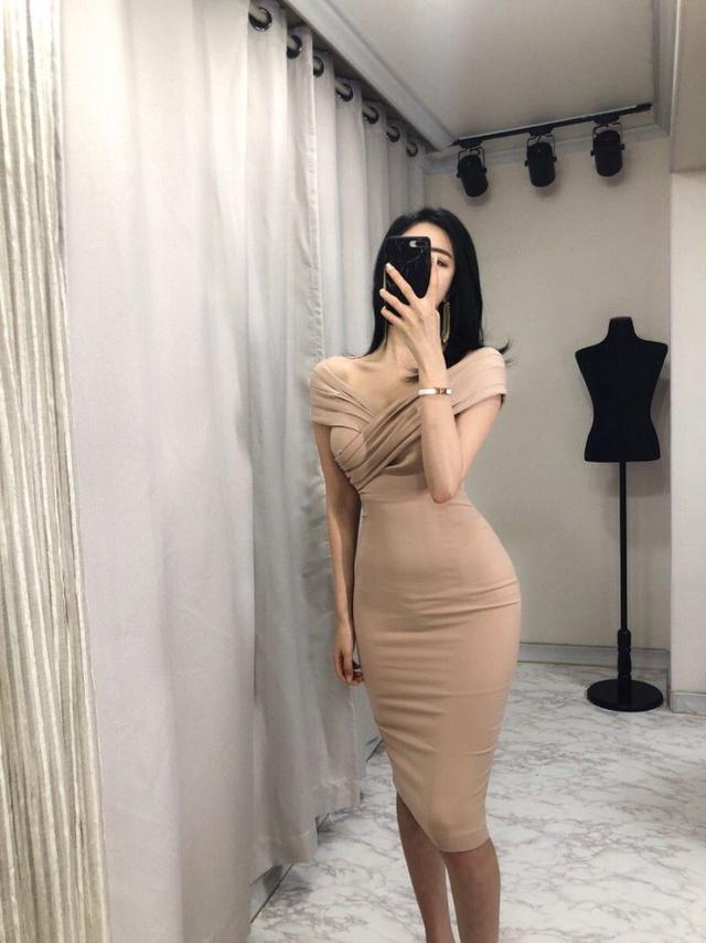 王思聪现在的身材,王思聪上亿请来的美女主播