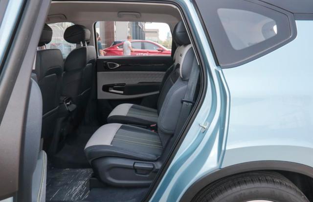 新宝骏rm5手动精英七座功能介绍,新宝骏rm-5驾驶感受