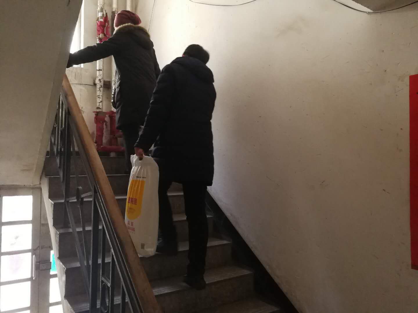 铁东:“四个服务”装满百姓的“菜篮米袋”