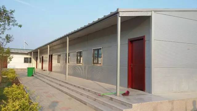 聚氨酯板安装多少钱一平,聚氨酯夹芯安装视频教程