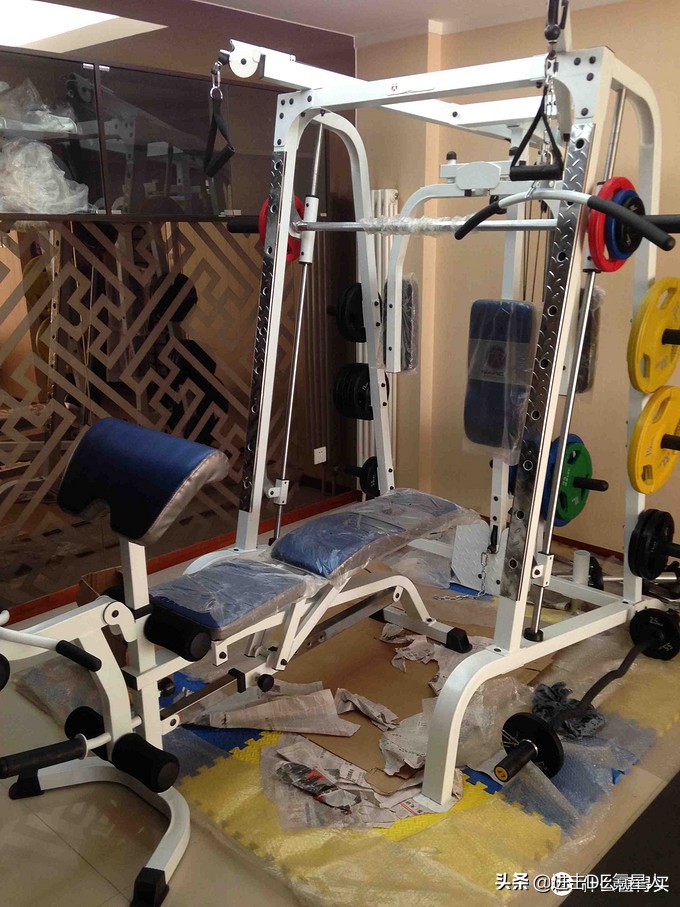 家庭健身训练计划及器材清单,最有效家庭健身动作