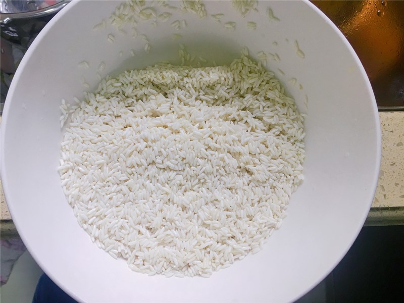 煮糯米饭，千万别直接下锅，多加1步，糯米饭又香又糯，粒粒分明