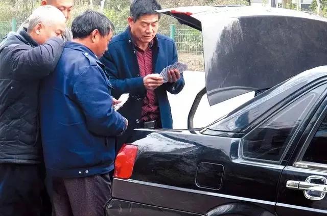 山东人打地主,山东人打牌打出气势