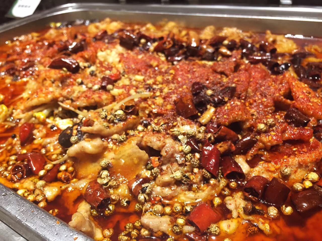 欢乐湾温泉水世界,沉浸式泡温泉水酷汤泉