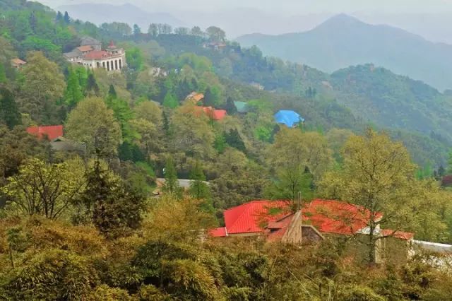 杭州有哪些地方适合爬山或徒步,杭州周边自驾游哪些地方推荐一天