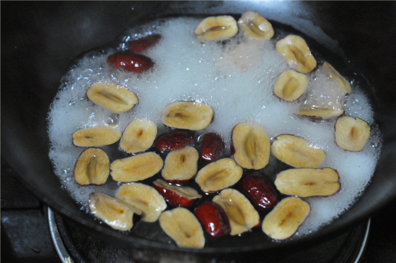 纯手工阿胶糕冬季节最滋补,一年四季都受欢迎的阿胶糕