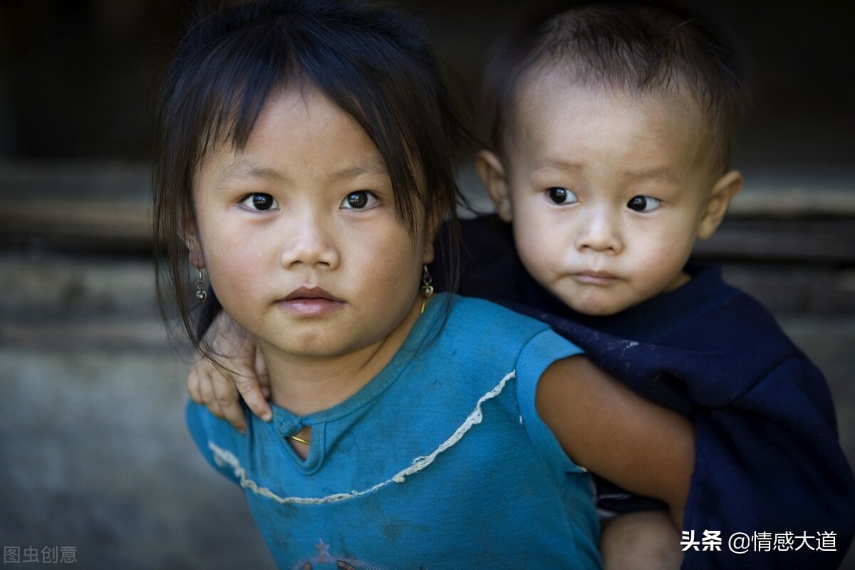 妻子扶弟魔丈夫选择离婚,新郎因女方是扶弟魔当场悔婚