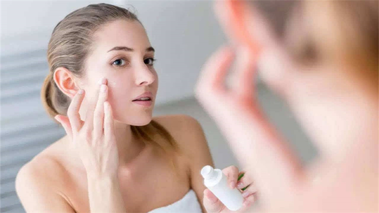 夏季油皮怎么抗氧化,夏季油皮长痘祛痘攻略