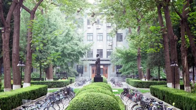 首都师范大学艺术类好考吗,北京师范大学美术生就业前景