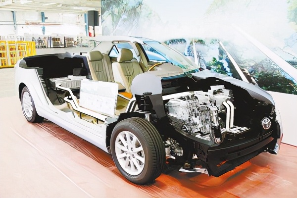 凯美瑞销量超过迈腾,凯美瑞值不值得买有什么优势