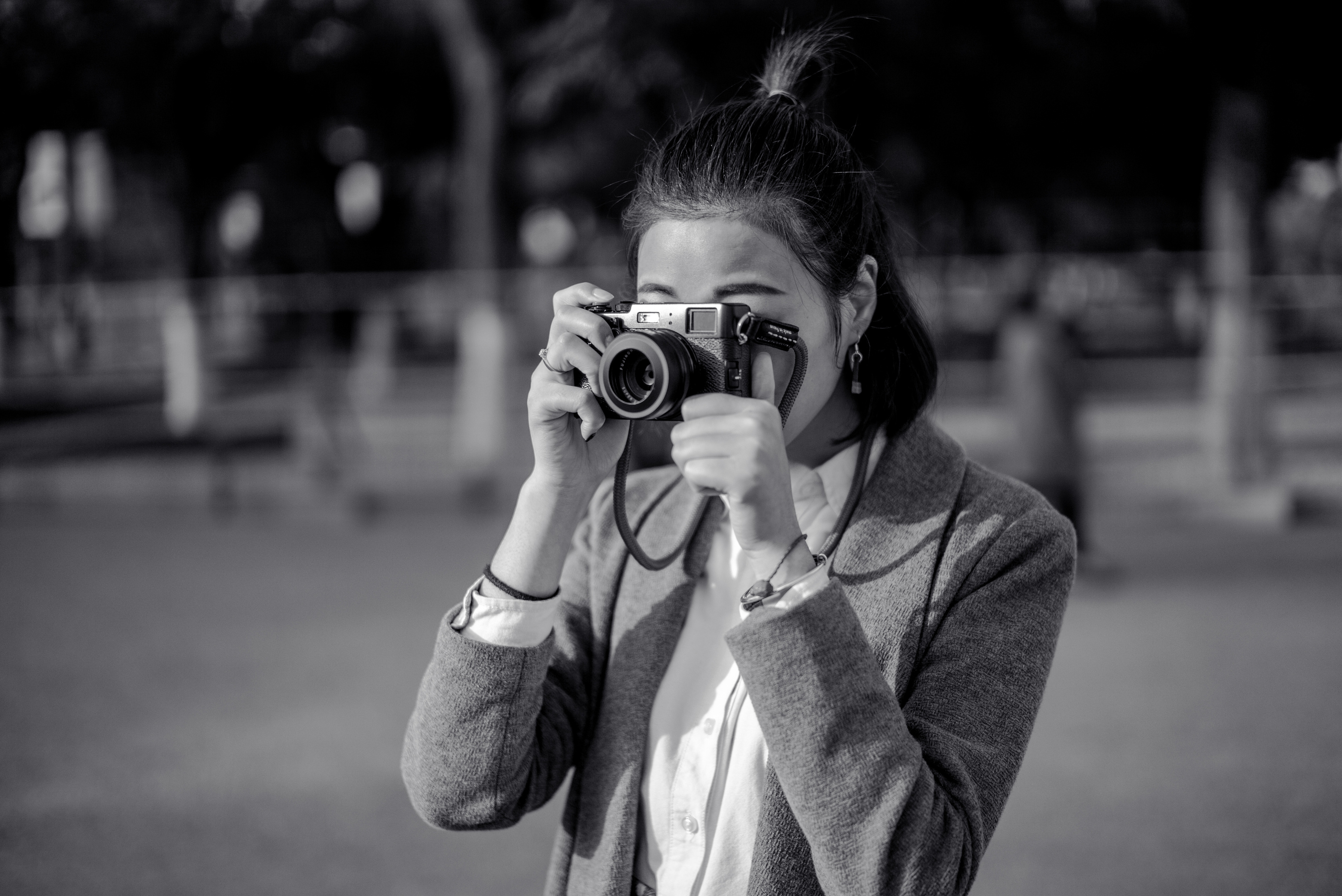 是“交际花”还是“无冕之王”——聊聊民国的那些女记者们