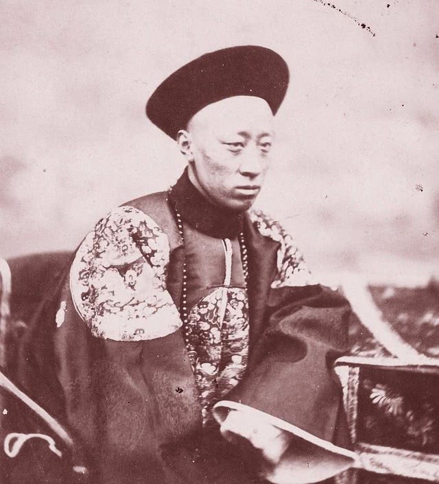 恭亲王登基会比咸丰好吗,恭亲王比咸丰更优秀