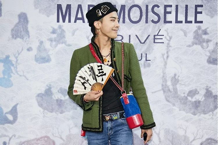 亚洲最带货的男人回归时尚圈,一双鞋炒到上万元