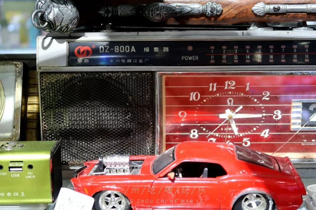 旧货市场机械胶片相机,120块的理光傻瓜胶片相机