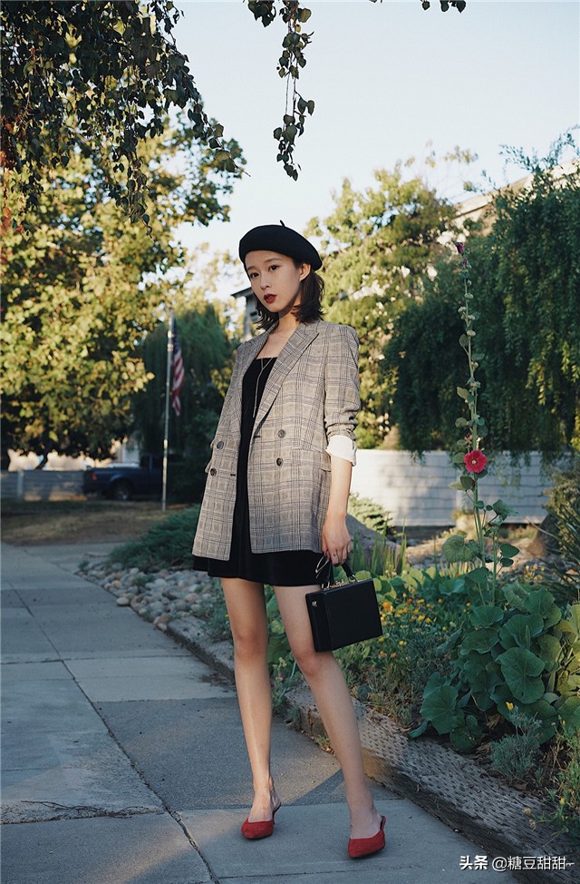 格纹元素怎么穿才更时髦,格纹经久不衰的经典潮流穿搭