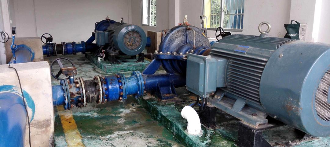 水是从哪往哪流的,楼顶的水需要往哪里流