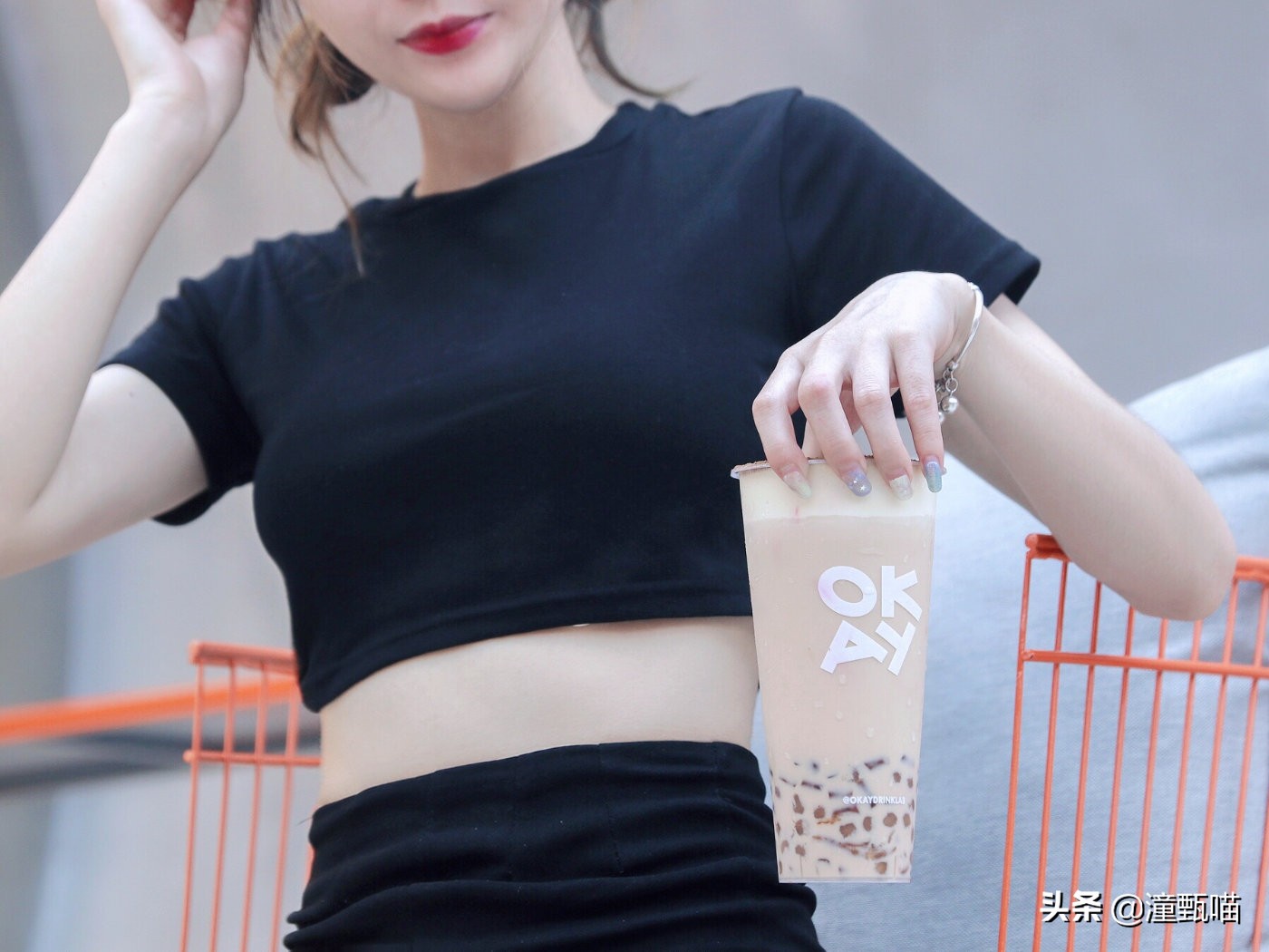 不会玩滑板但爱街头范,爱奶茶又想玩不一样花样,来这统统满足你