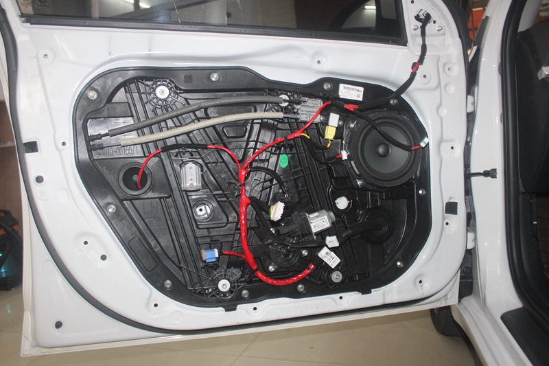 朗动室内改装,朗动导航改装视频