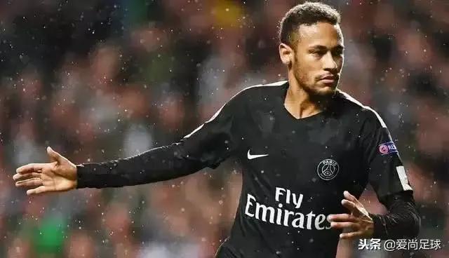 你是因为哪个球星爱上篮球的,你是因为哪位球星爱上足球的