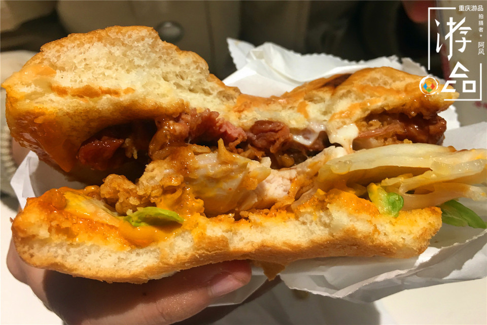 kfc新品汉堡带薯条,kfc香辣鸡腿堡和薯条