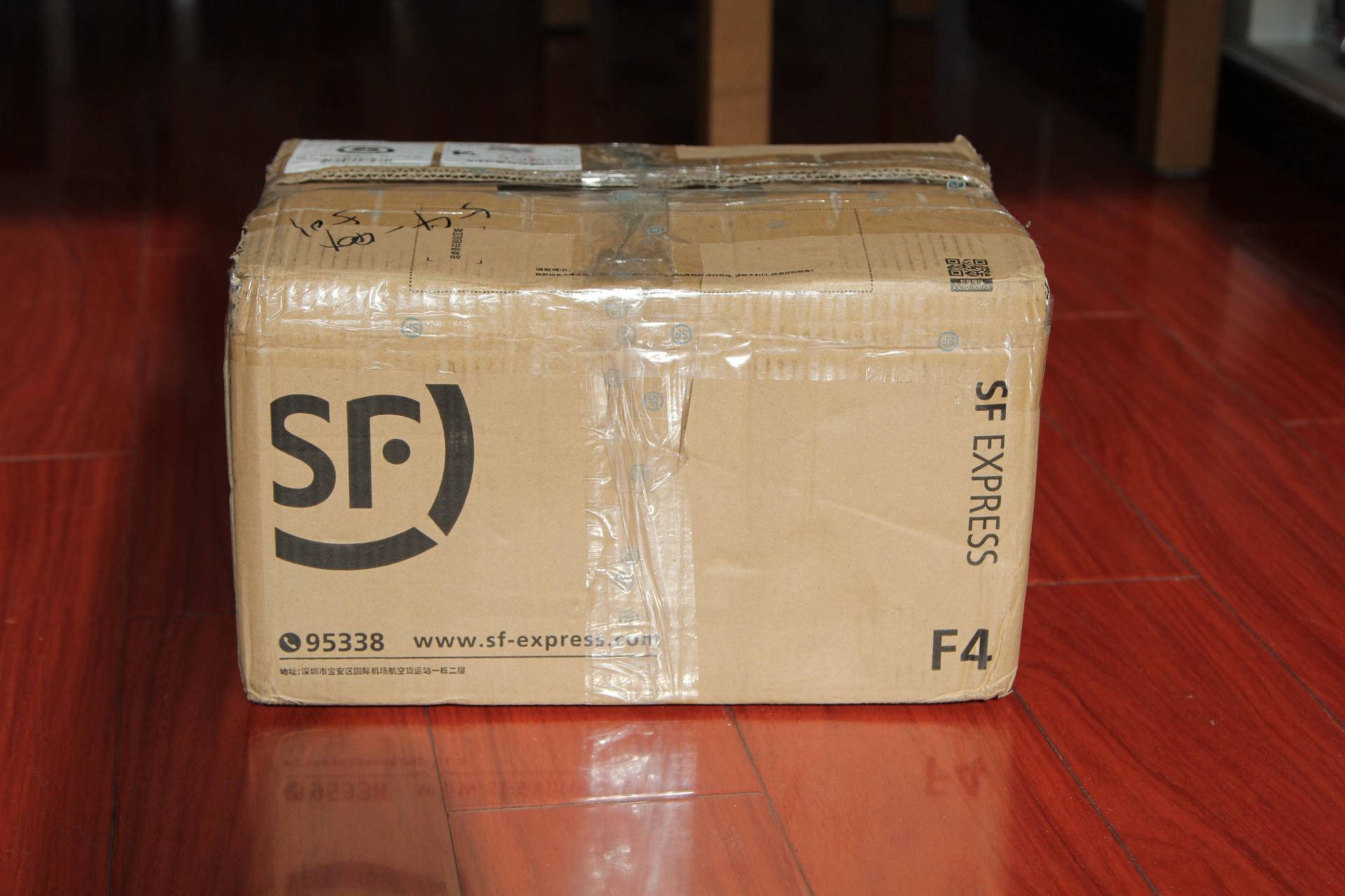 干湿两用蒸汽熨斗使用方法,家用熨烫蒸汽熨斗