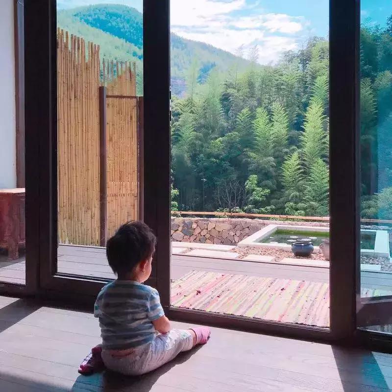 8分钟直抵江南唯一滑雪场,还有温泉,来这家高山云雪民宿充电打卡