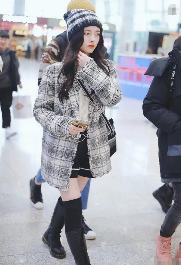 鞠婧祎穿中筒袜,鞠婧祎穿各种长筒袜