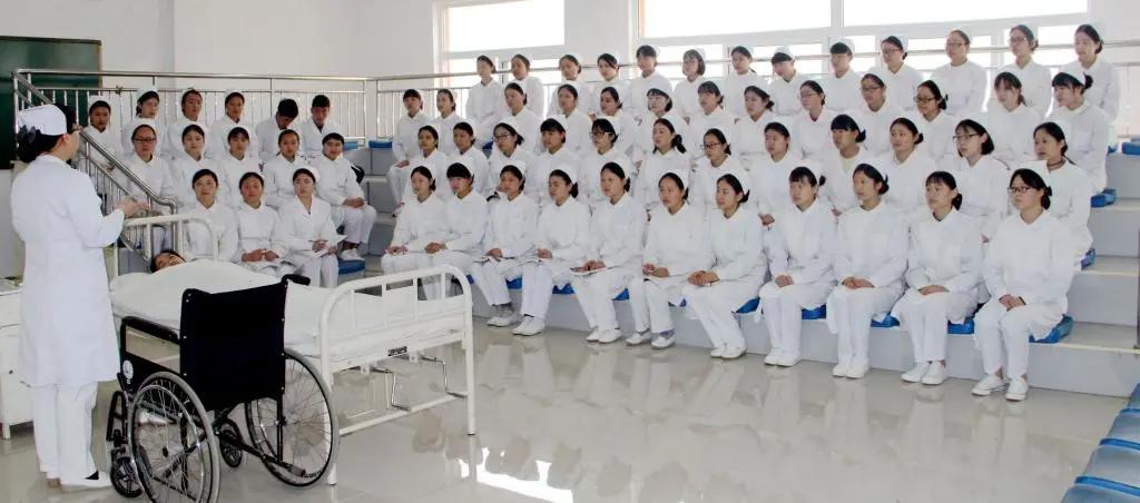 四川省排名前十的高职院校,四川医学专科院校排名前十名公办