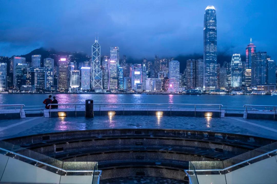 纽约时报视频大全,纽约时报最新头版震撼