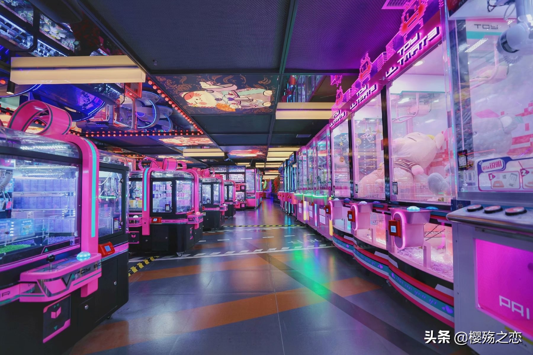 湖滨银泰什么样,湖滨银泰是最大的银泰