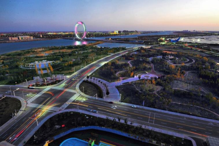 潍坊有一处“亮眼”地标,创下3个世界纪录,网友:好大一只玉镯