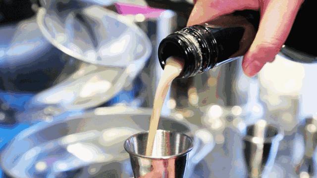 适合秋冬的鸡尾酒,挑一款很温馨的鸡尾酒