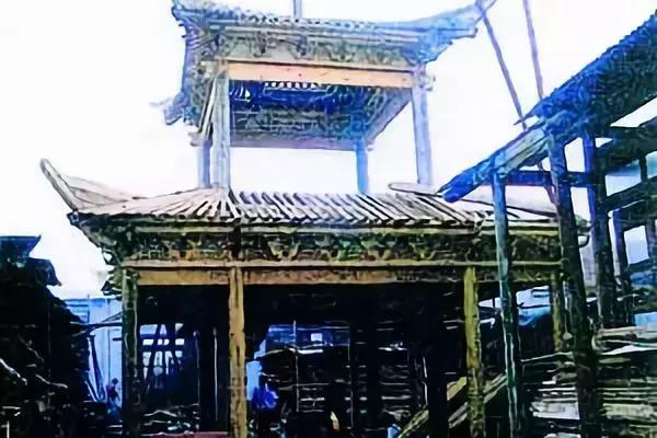 成龙收藏的紫檀,成龙的小叶紫檀值多少钱