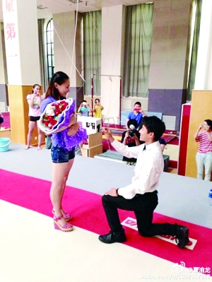 体操队长苦追世界冠军8年?张楠滕海滨幕后故事?张楠生活细节?