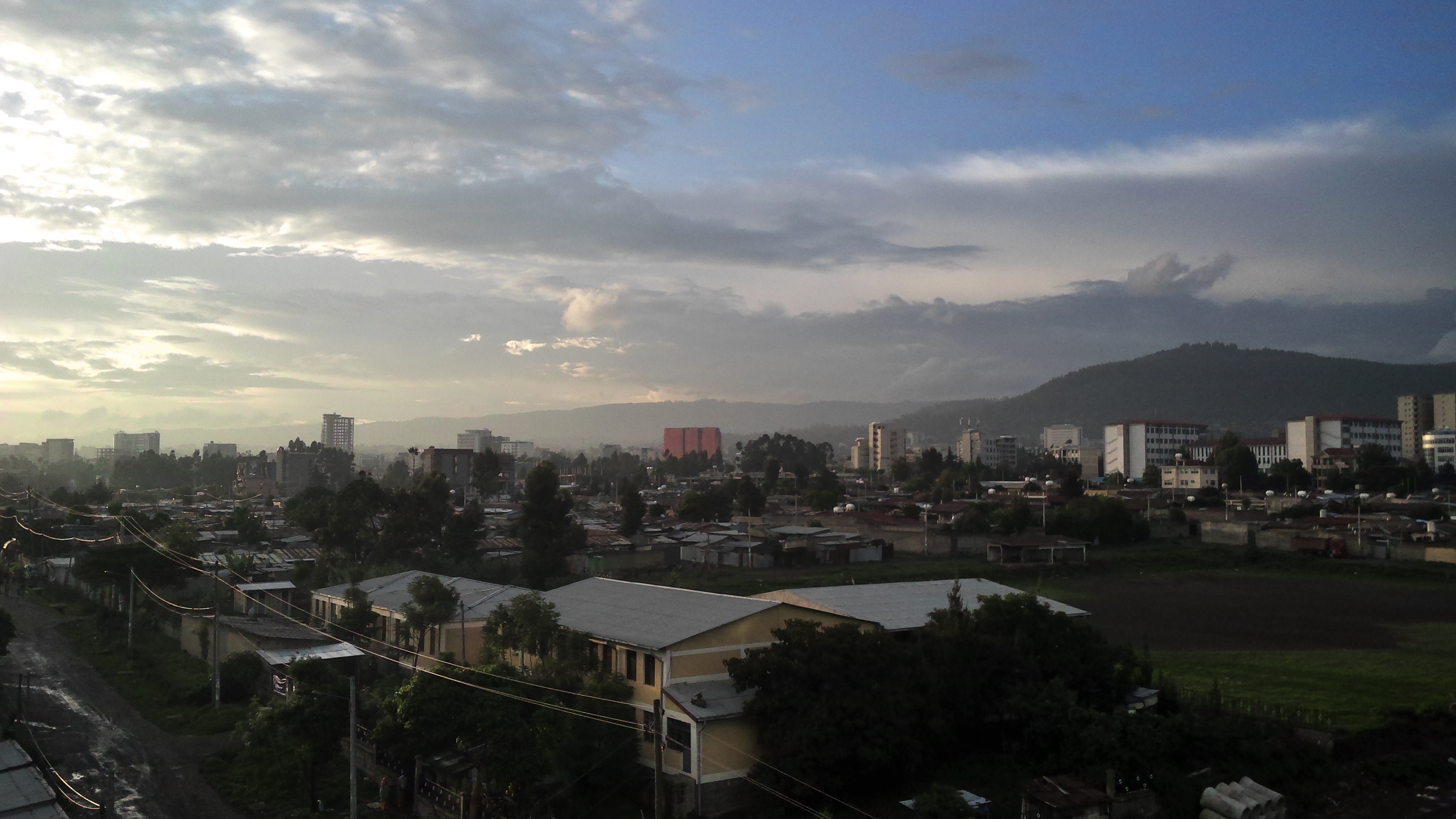 埃塞俄比亚首都亚的斯亚贝巴——一座出行不易的城市