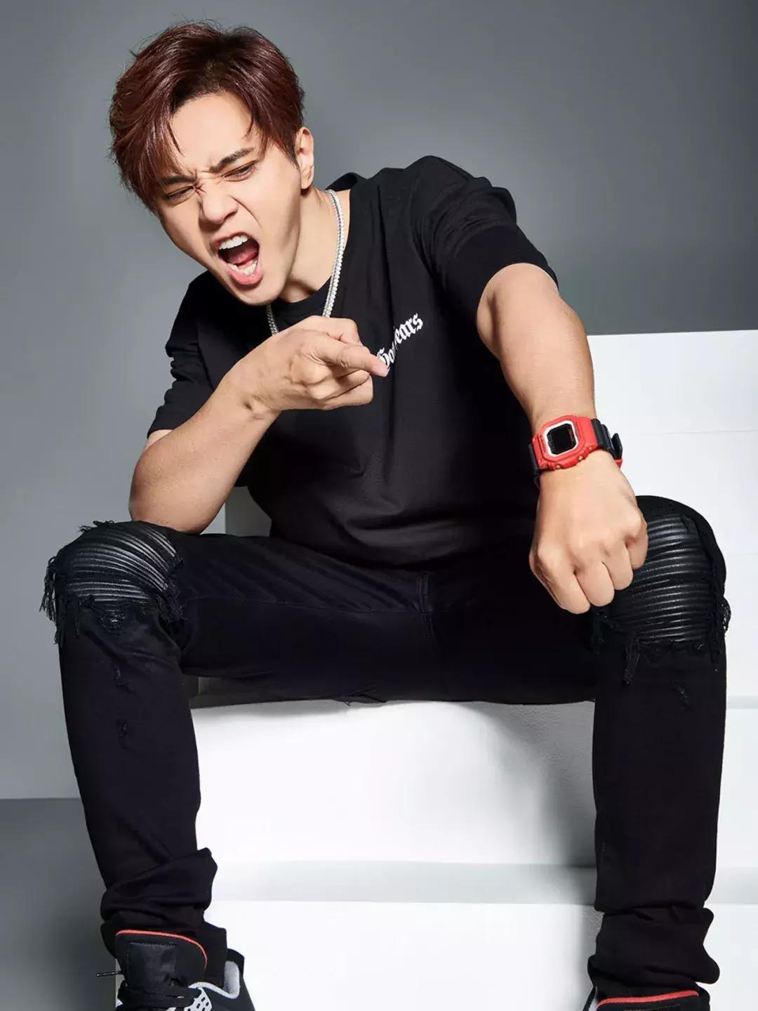 罗志祥参观萧敬腾豪宅,罗志祥家的玩具