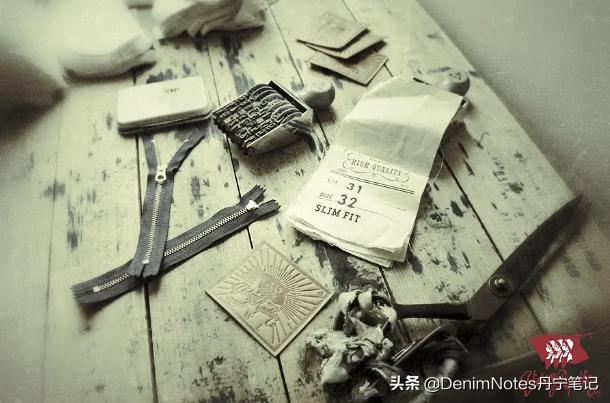 鍊熼瓊閲嶇敓灏忚,鍊熼瓊閲嶇敓