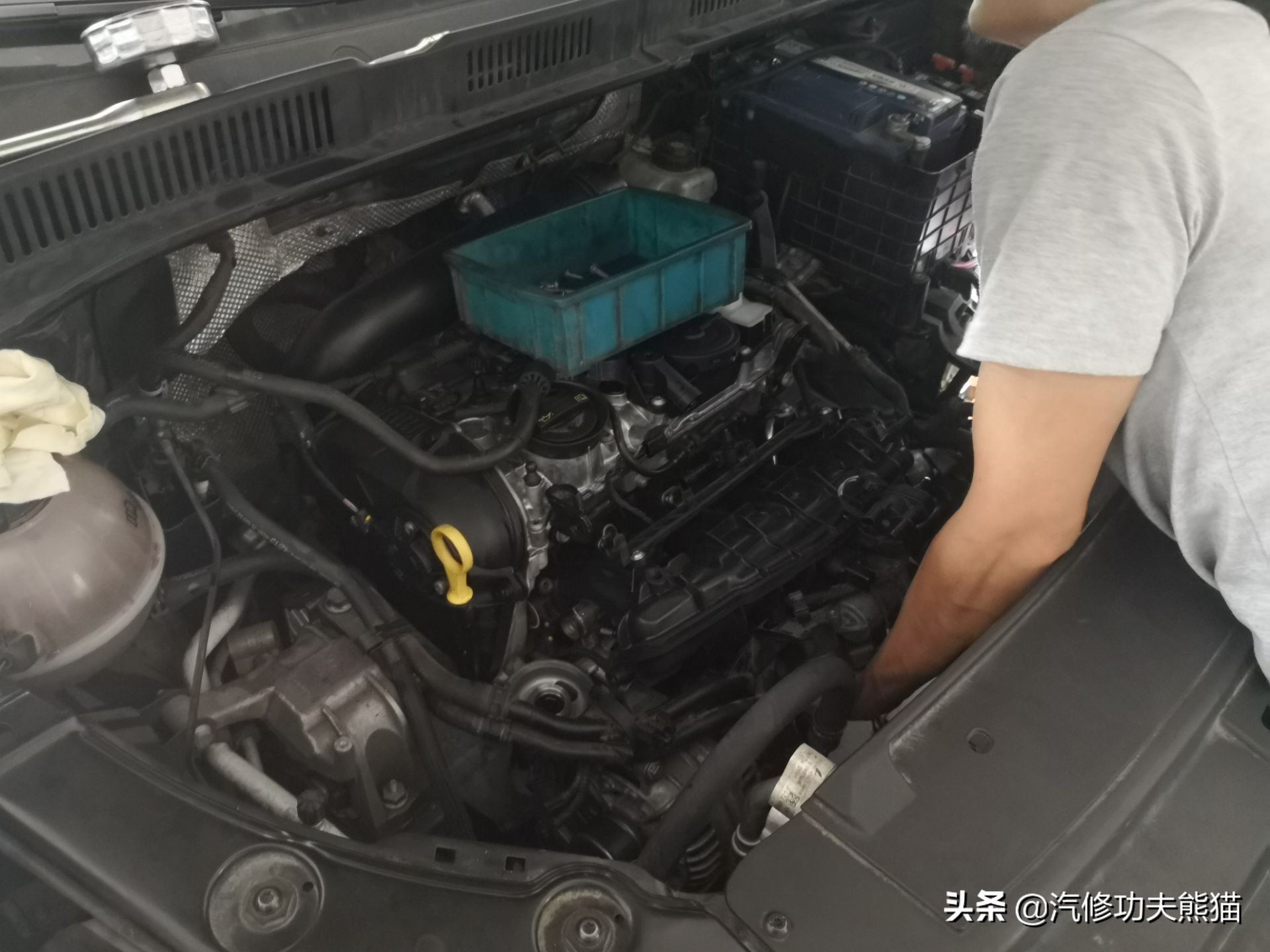 百年大众汽车品牌毁于烧机油？烧机油并非绝症，看看这台进口夏朗