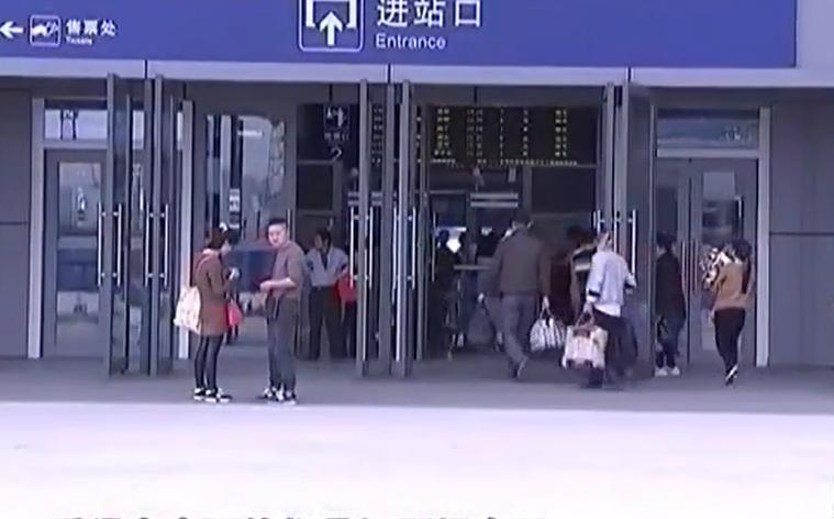 他因常被妻子抱怨铤而走险伙同朋友强索儿子同学的父亲60万