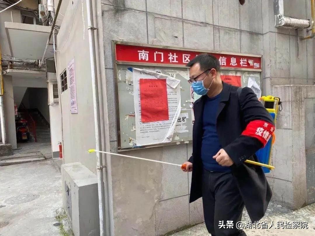 打赢疫情防控阻击战我们在行动,勠力同心战疫情不畏风雨勇向前