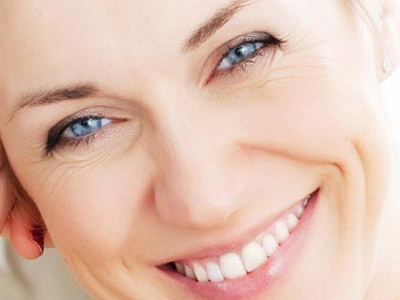 怎样淡化法令纹泪沟,该如何淡化法令纹呢