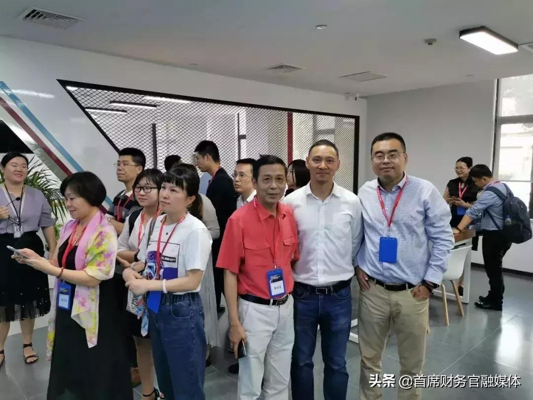 汉得信息核心技术,汉得信息组织架构