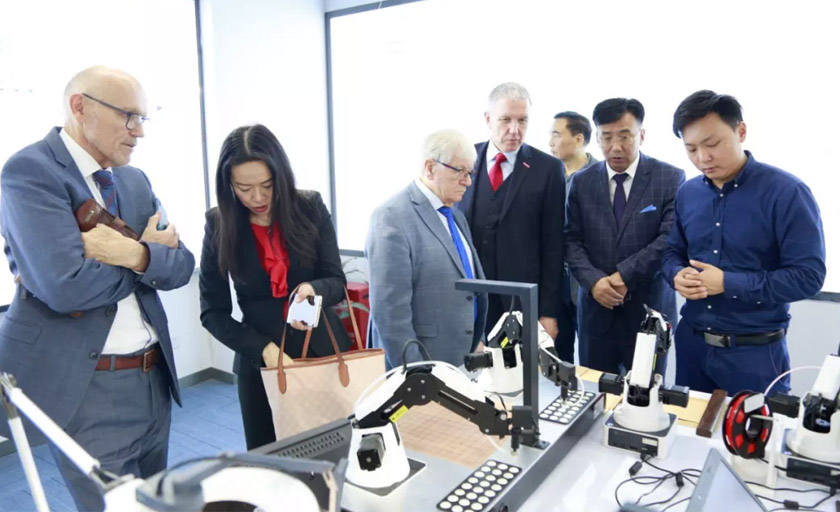 爱华教育提升学,爱华教育脑力开发